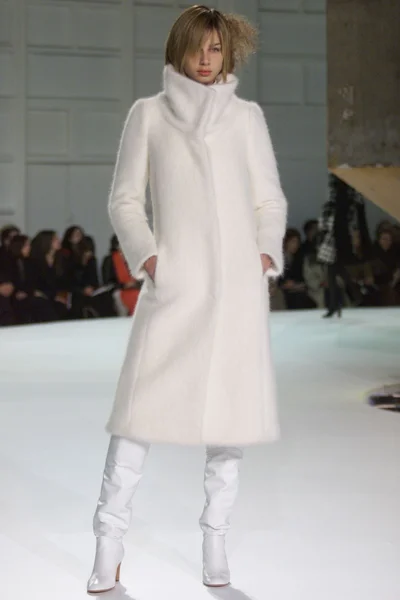 Look 4